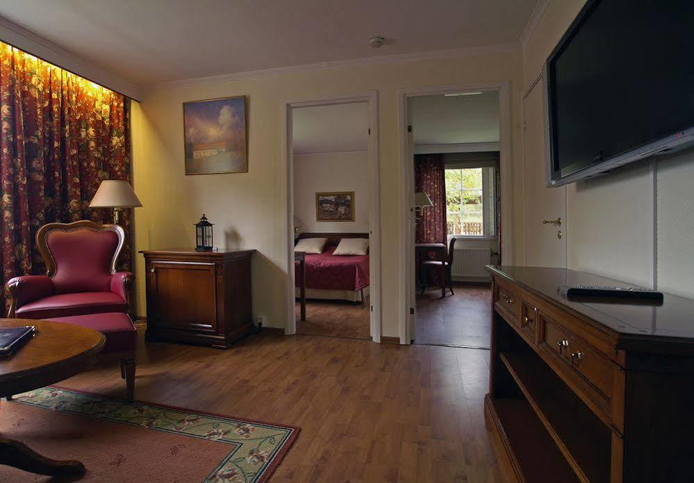 Sundbyholms Slott Hotel Екстериор снимка